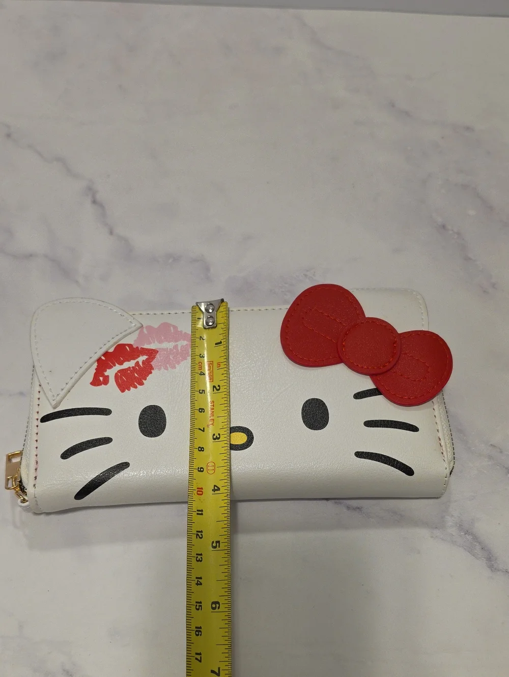 Hello Kitty-Inspired White Wallet with Red Bow